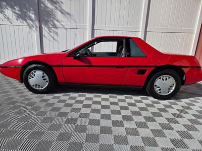1986 Pontiac Fiero SE