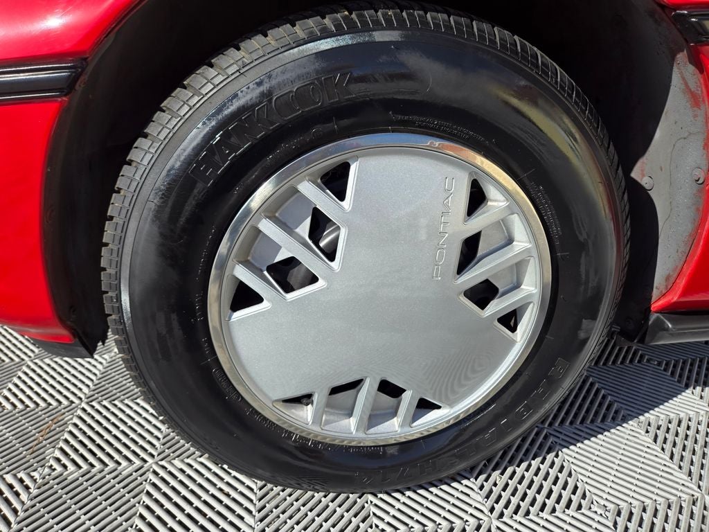 1986 Pontiac Fiero SE