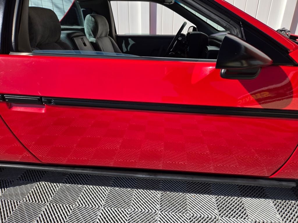 1986 Pontiac Fiero SE