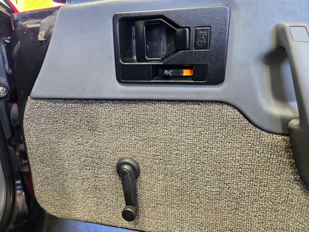 1986 Pontiac Fiero SE