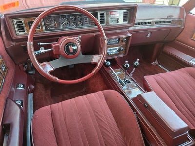 1983 Oldsmobile Cutlass 442 Hurst