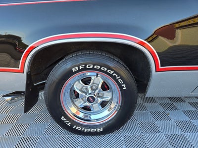 1983 Oldsmobile Cutlass 442 Hurst