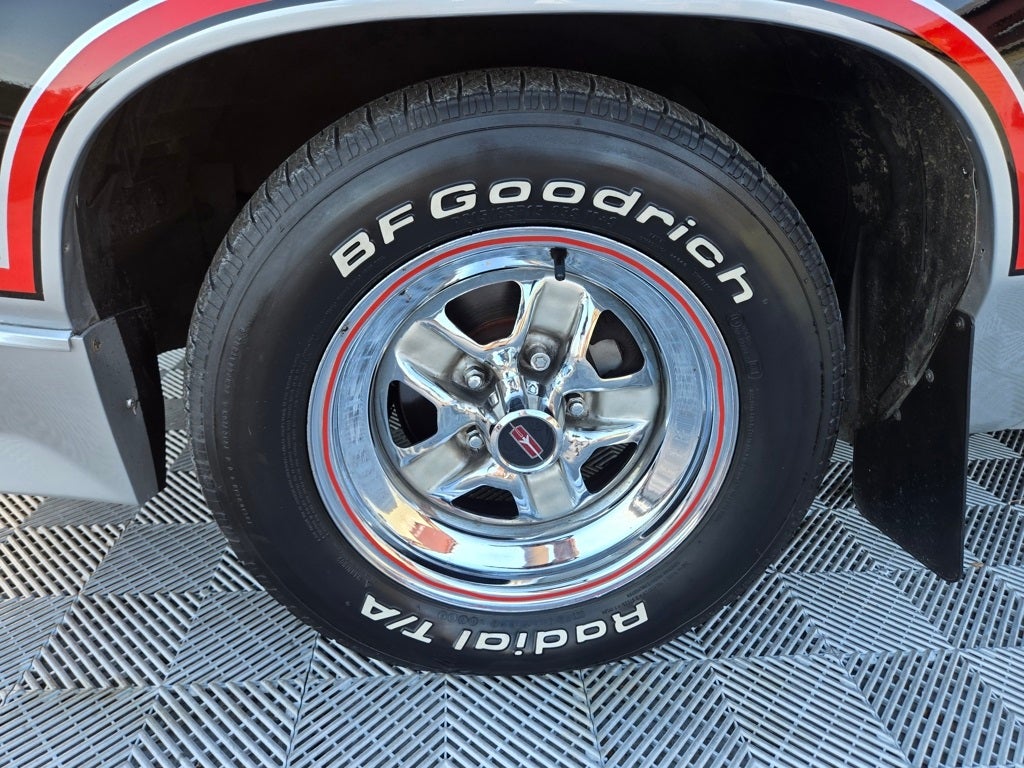 1983 Oldsmobile Cutlass 442 Hurst