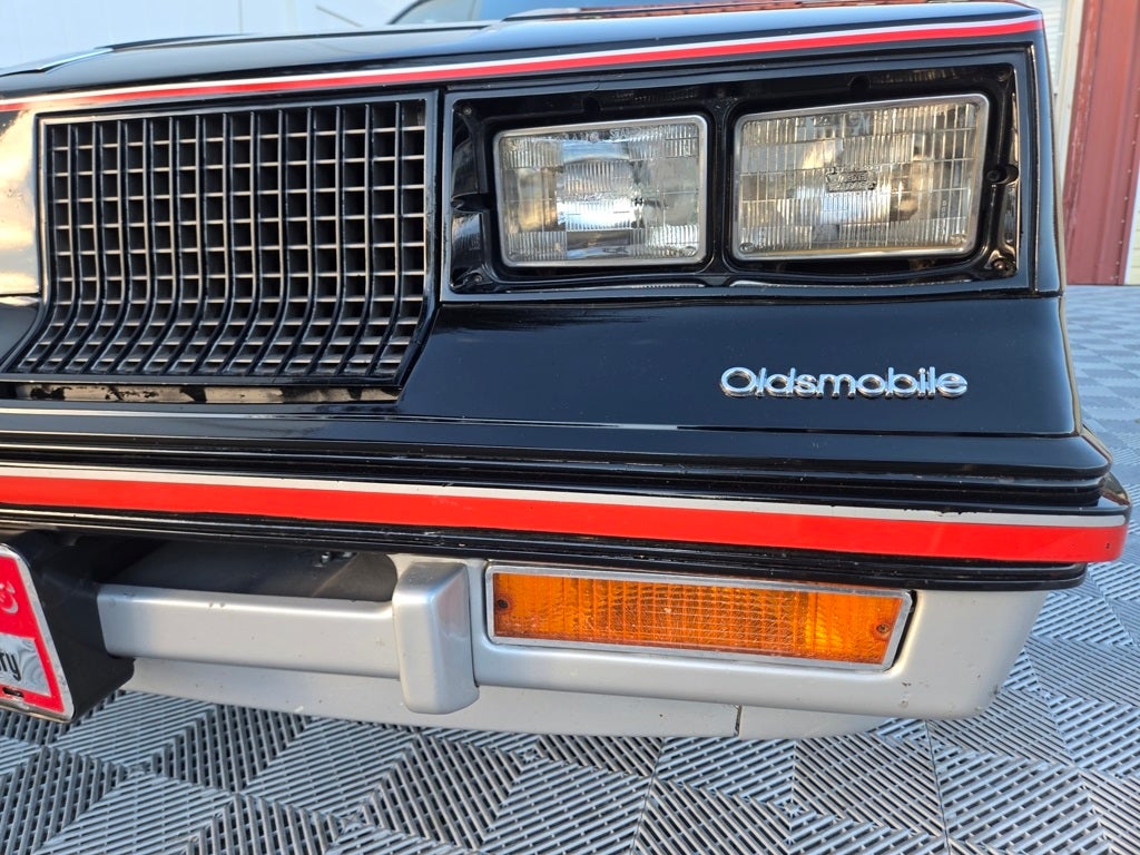 1983 Oldsmobile Cutlass 442 Hurst