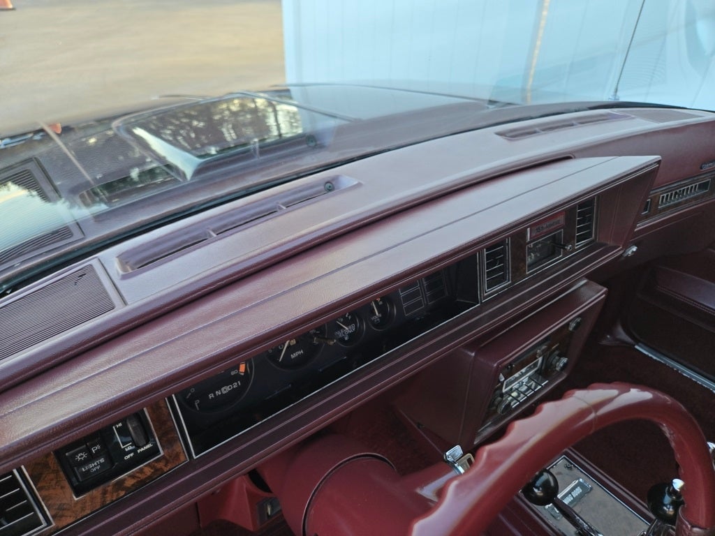 1983 Oldsmobile Cutlass 442 Hurst