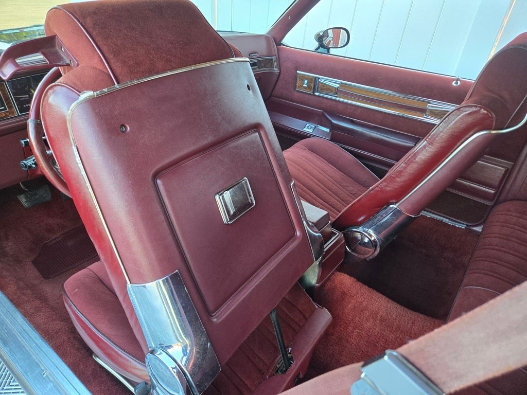 1983 Oldsmobile Cutlass 442 Hurst