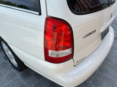 2003 Saturn LW300 Base