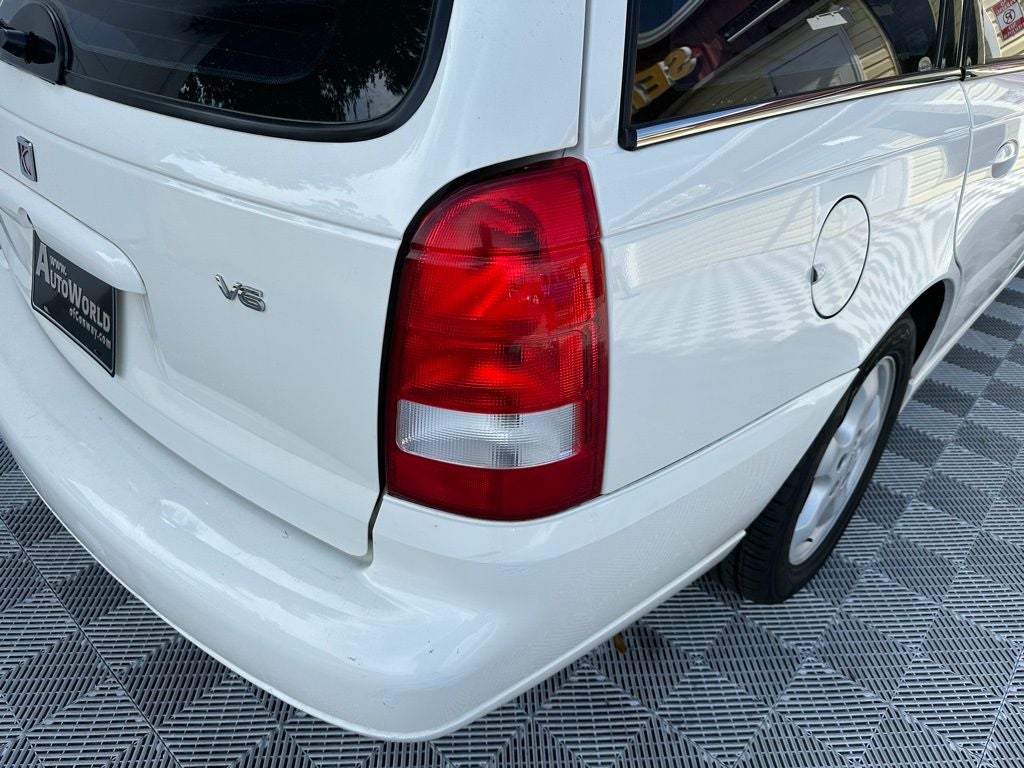 2003 Saturn LW300 Base