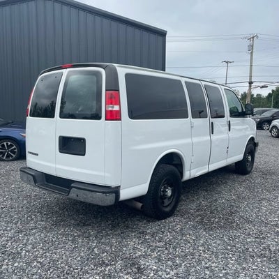 2017 Chevrolet Express 2500 LT Passenger