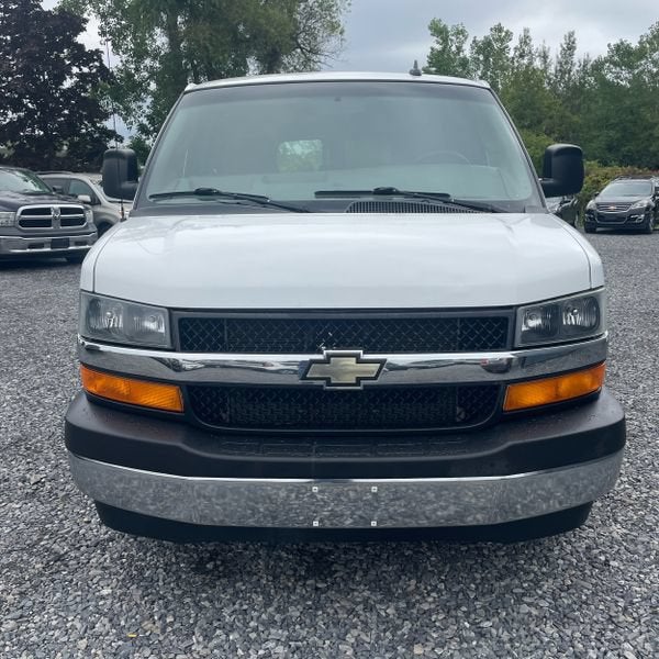2017 Chevrolet Express 2500 LT Passenger