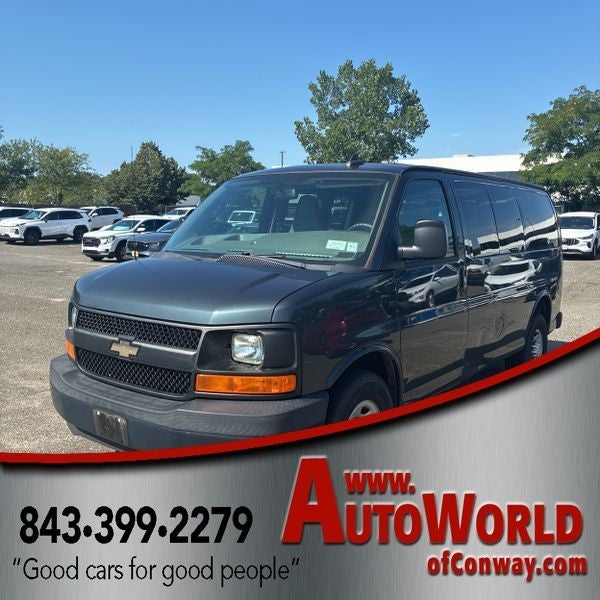 2017 Chevrolet Express 3500 LS Passenger
