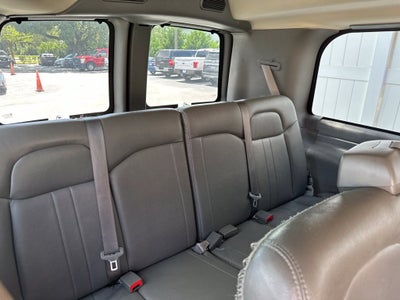 2017 Chevrolet Express 3500 LS Passenger