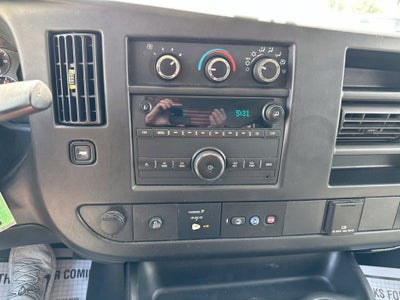 2017 Chevrolet Express 3500 LS Passenger