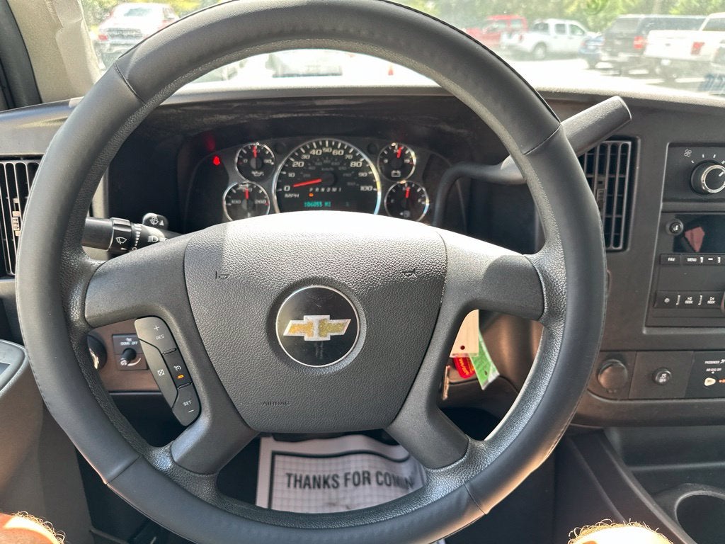 2017 Chevrolet Express 3500 LS Passenger