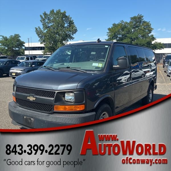 2017 Chevrolet Express 3500 LS Passenger