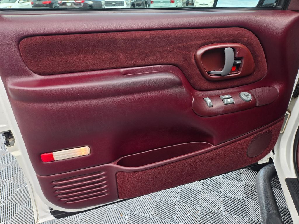 1998 Chevrolet C/K 1500 Base