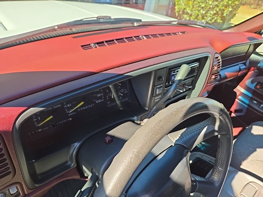 1998 Chevrolet C/K 1500 Base