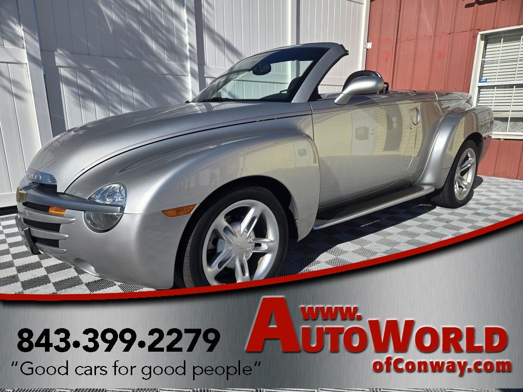 2004 Chevrolet SSR Base