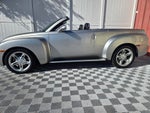 2004 Chevrolet SSR Base