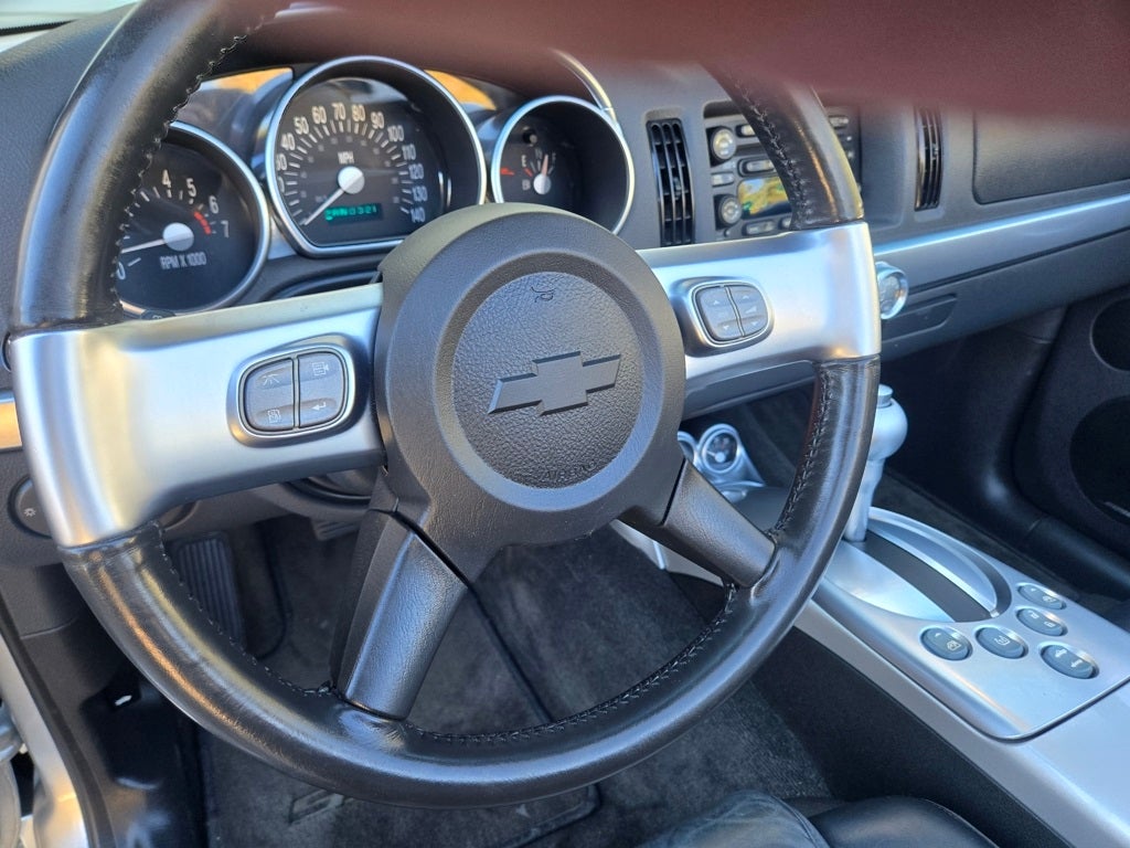 2004 Chevrolet SSR Base