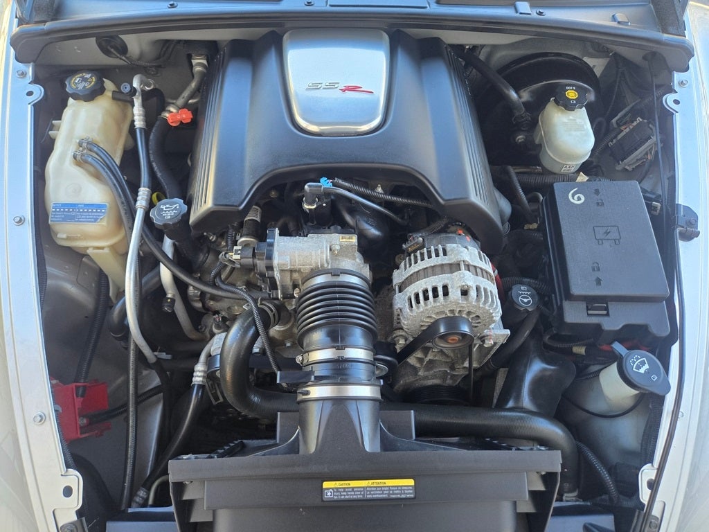 2004 Chevrolet SSR Base