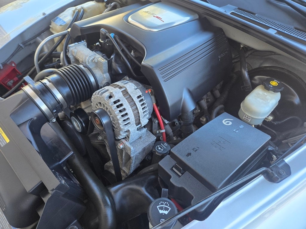 2004 Chevrolet SSR Base