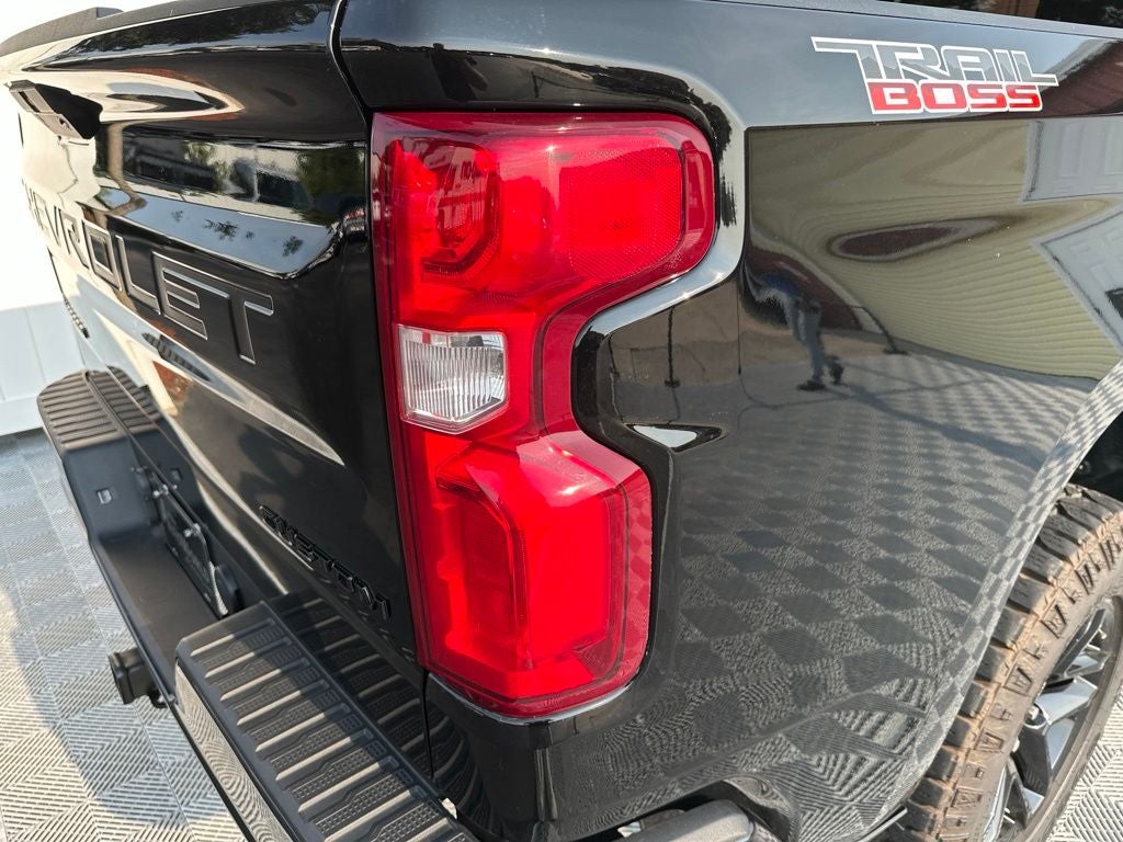2021 Chevrolet Silverado 1500 Custom Trail Boss