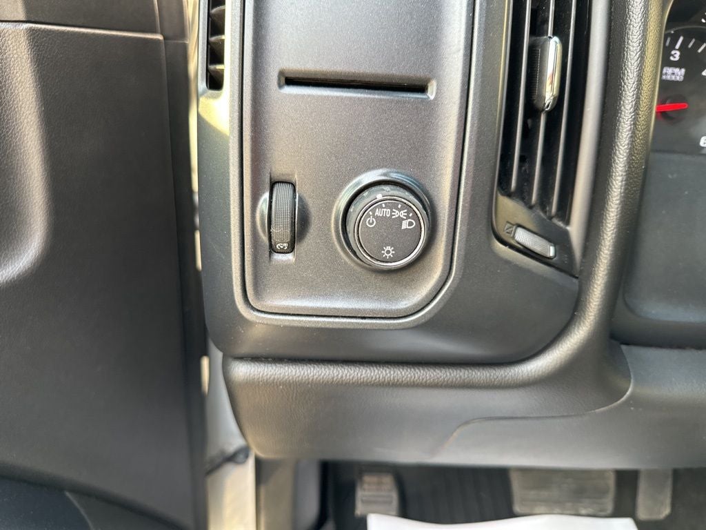 2017 Chevrolet Silverado 1500 Custom