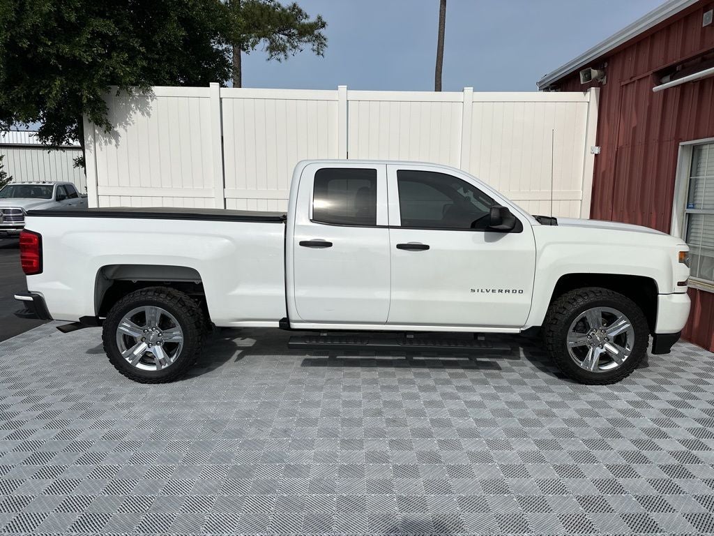 2017 Chevrolet Silverado 1500 Custom
