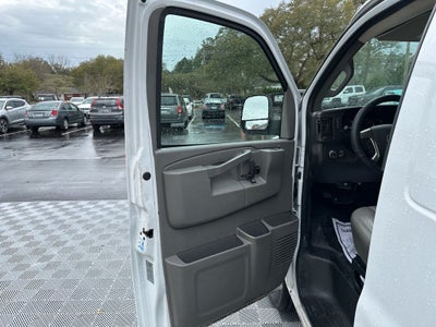 2018 Chevrolet Express 2500 Work Van Cargo