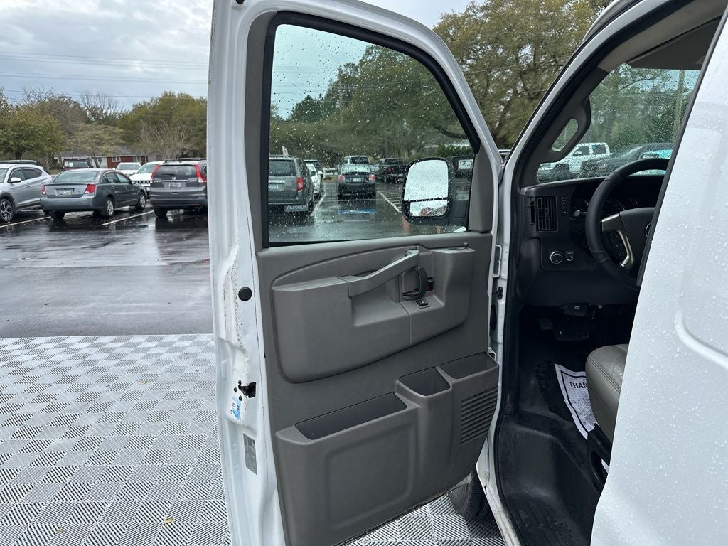 2018 Chevrolet Express 2500 Work Van Cargo