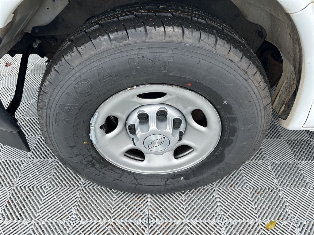 2018 Chevrolet Express 2500 Work Van Cargo