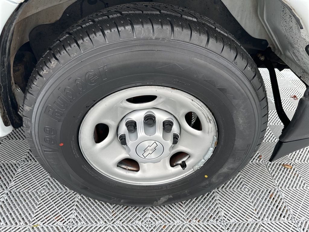 2018 Chevrolet Express 2500 Work Van Cargo