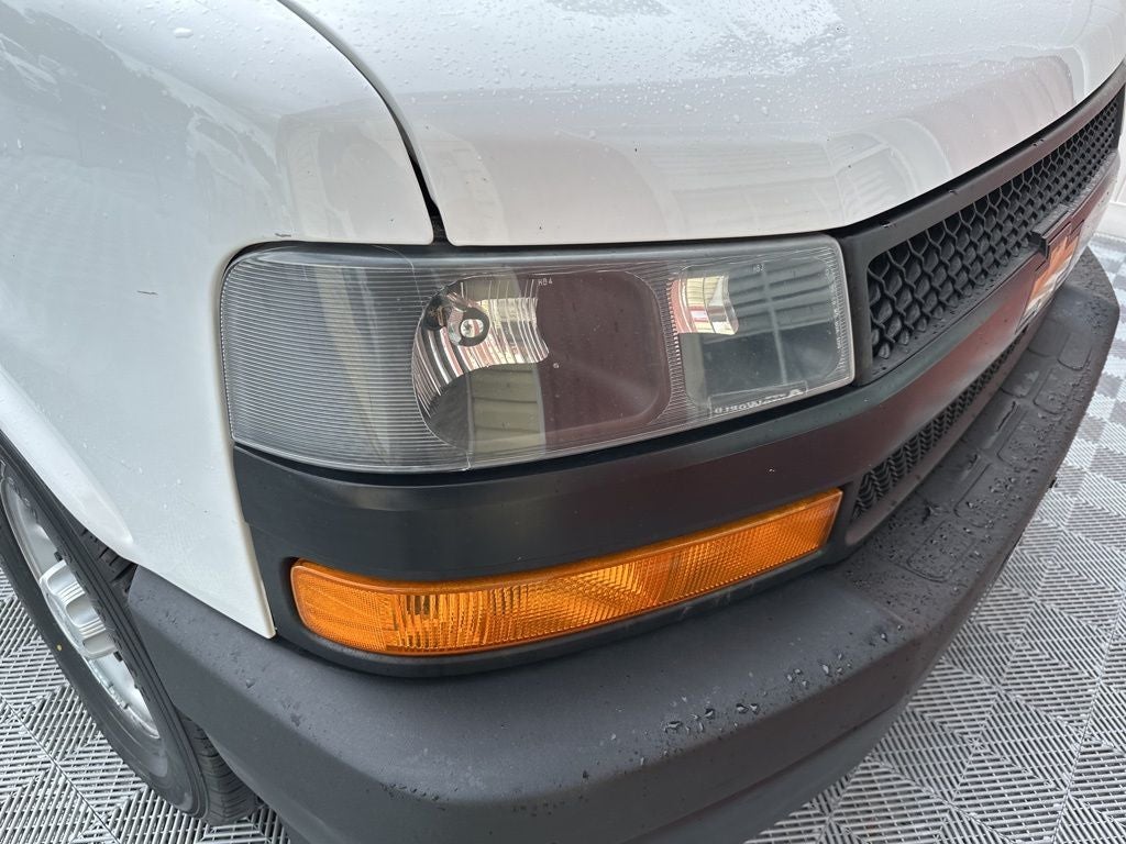2018 Chevrolet Express 2500 Work Van Cargo