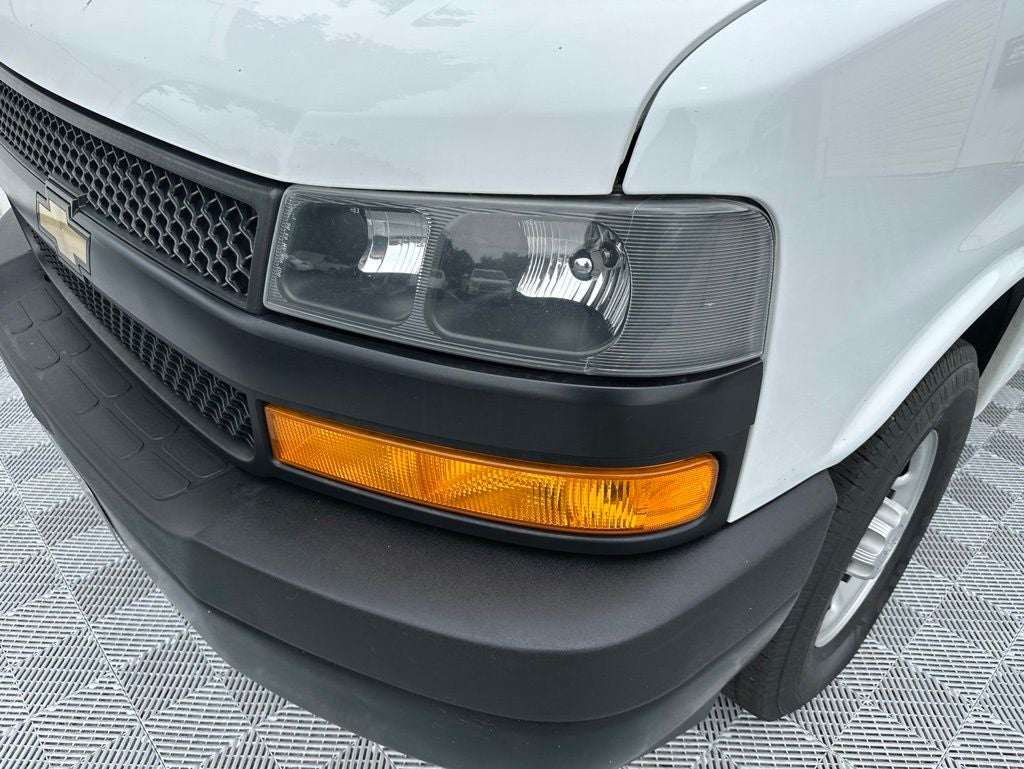 2020 Chevrolet Express 2500 Work Van Cargo