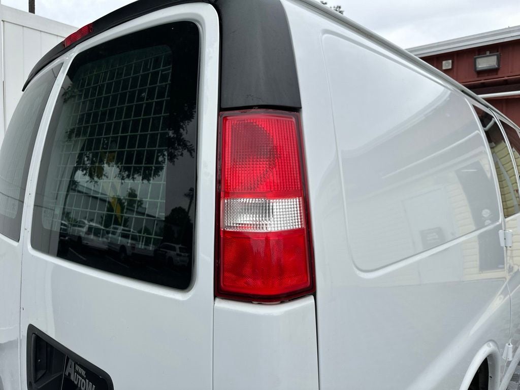 2020 Chevrolet Express 2500 Work Van Cargo