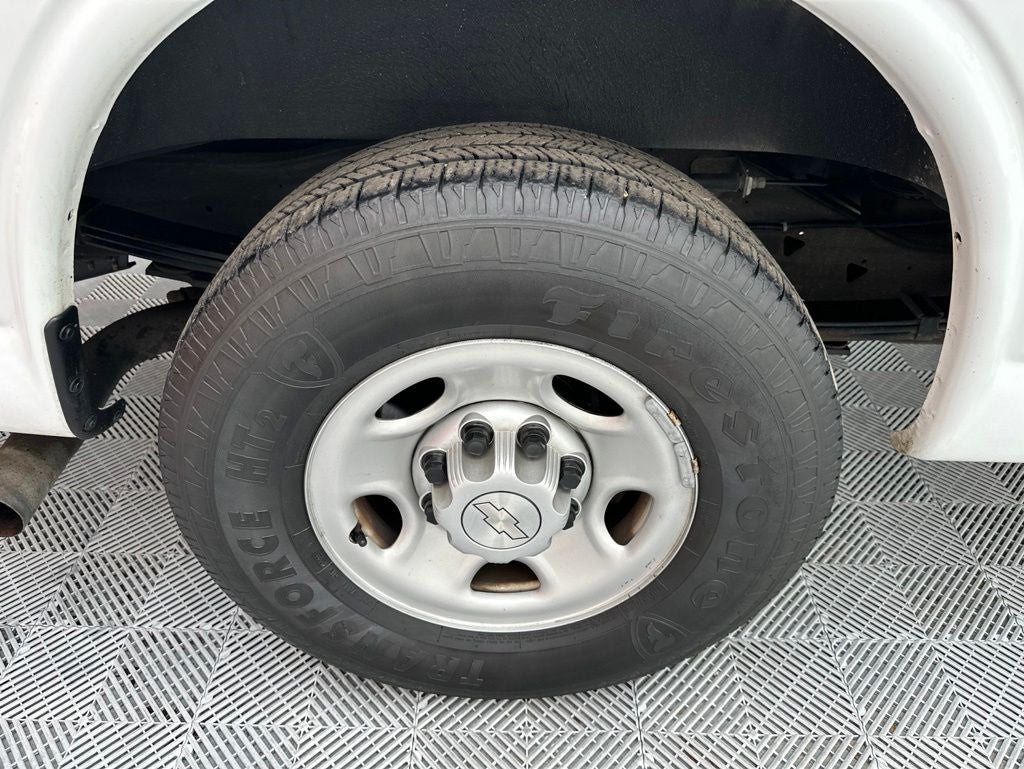 2020 Chevrolet Express 2500 Work Van Cargo