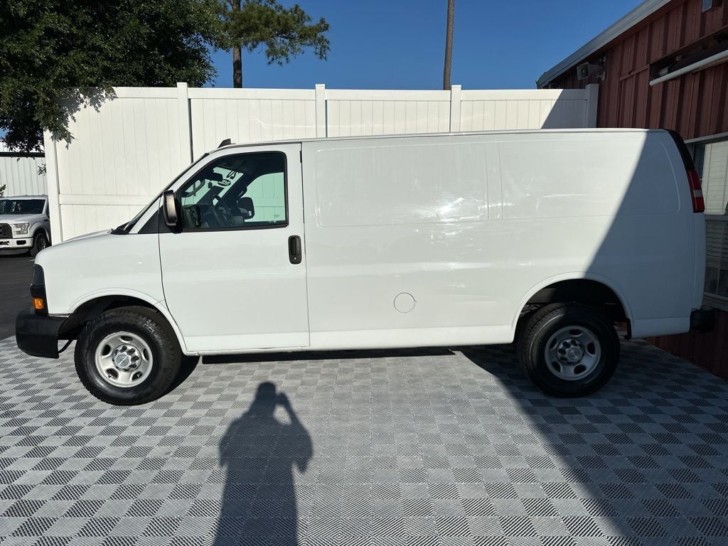 2020 Chevrolet Express 2500 Work Van Cargo