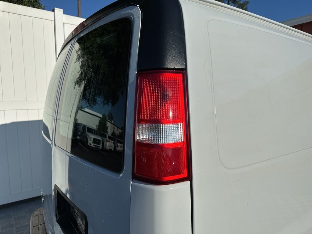 2020 Chevrolet Express 2500 Work Van Cargo