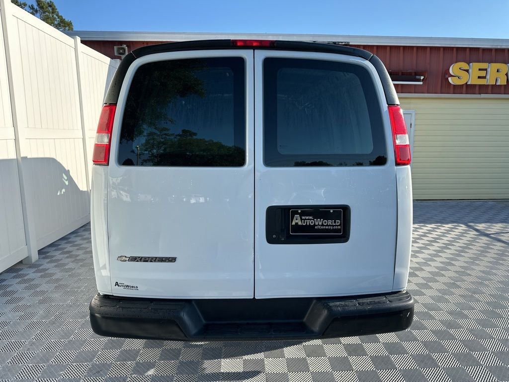 2020 Chevrolet Express 2500 Work Van Cargo