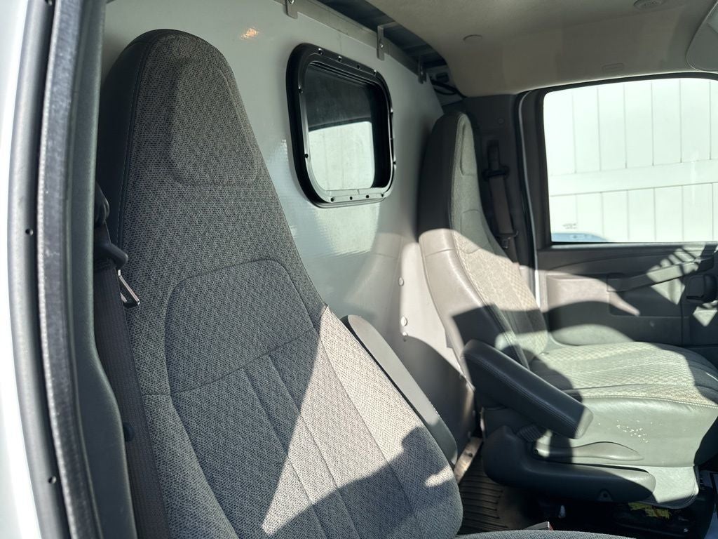 2020 Chevrolet Express 2500 Work Van Cargo