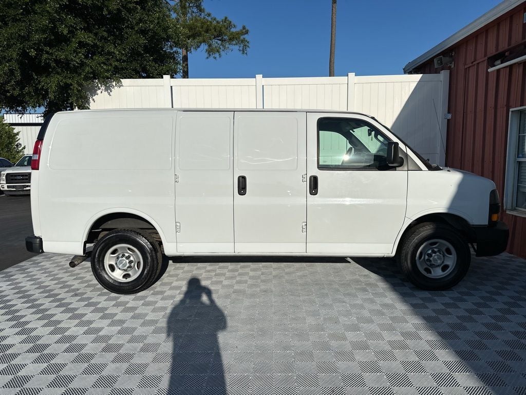 2020 Chevrolet Express 2500 Work Van Cargo