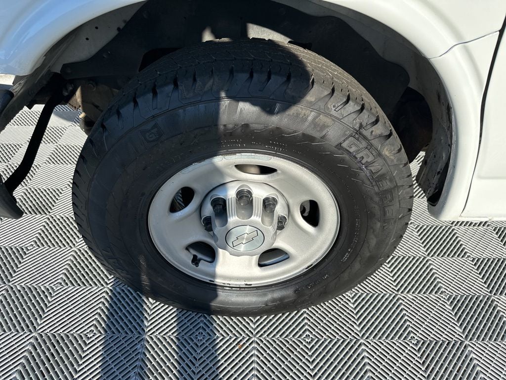 2020 Chevrolet Express 2500 Work Van Cargo