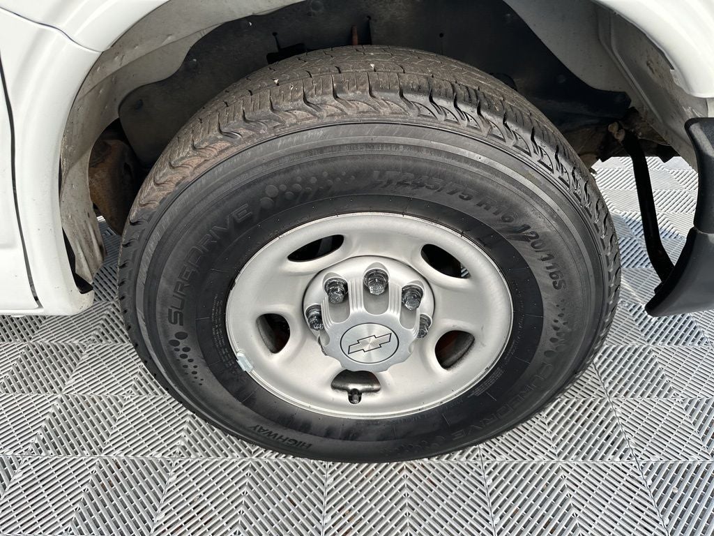 2020 Chevrolet Express 2500 Work Van Cargo