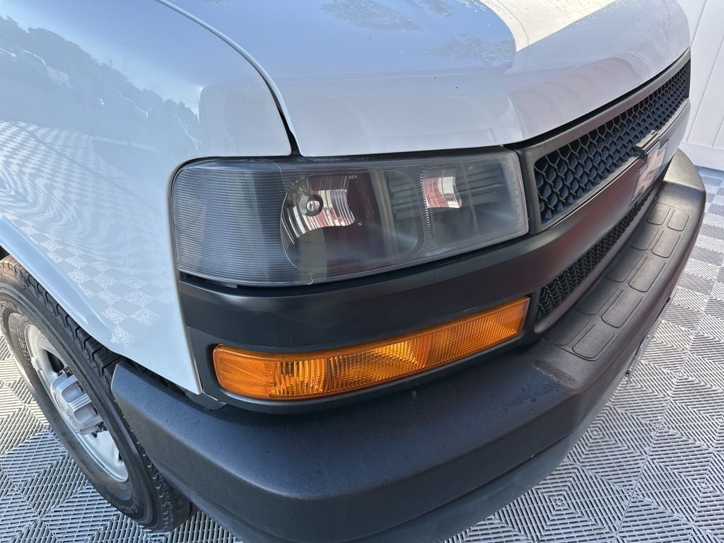 2020 Chevrolet Express 2500 Work Van Cargo