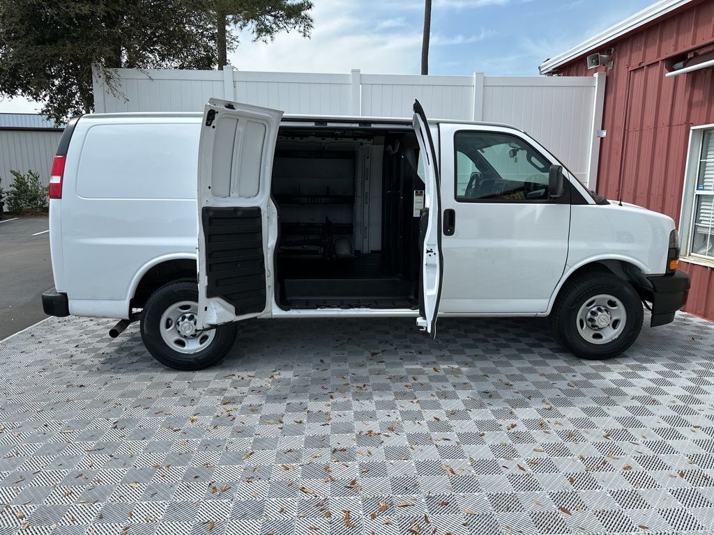 2021 Chevrolet Express 2500 Work Van Cargo