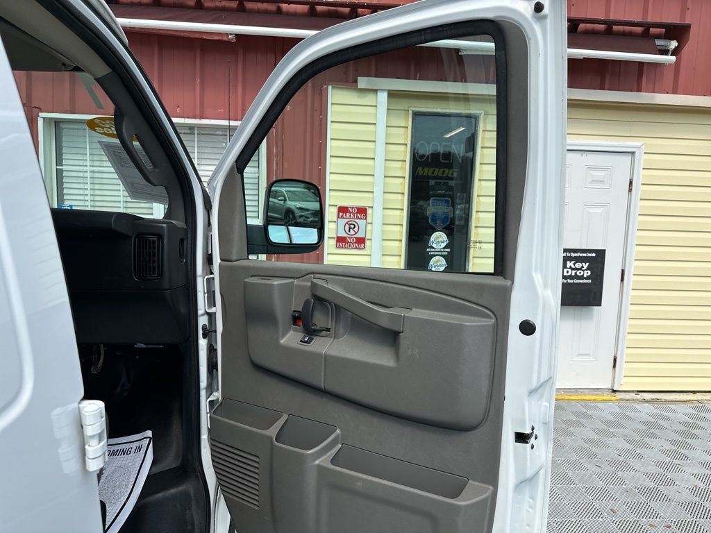 2021 Chevrolet Express 2500 Work Van Cargo