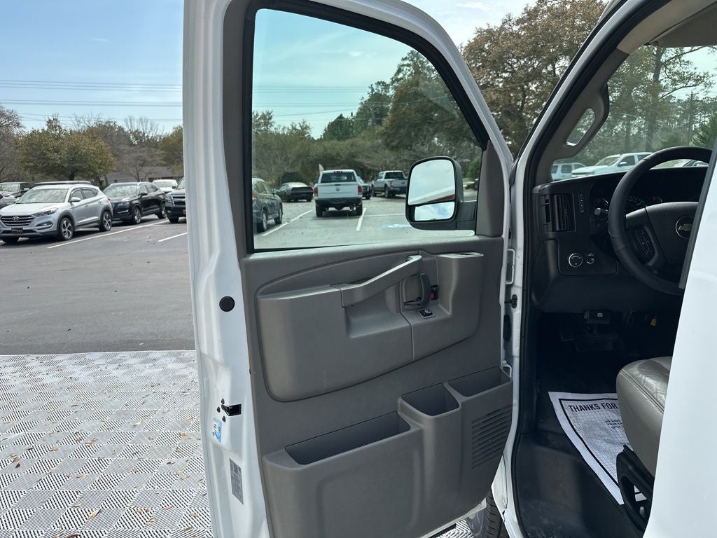 2021 Chevrolet Express 2500 Work Van Cargo