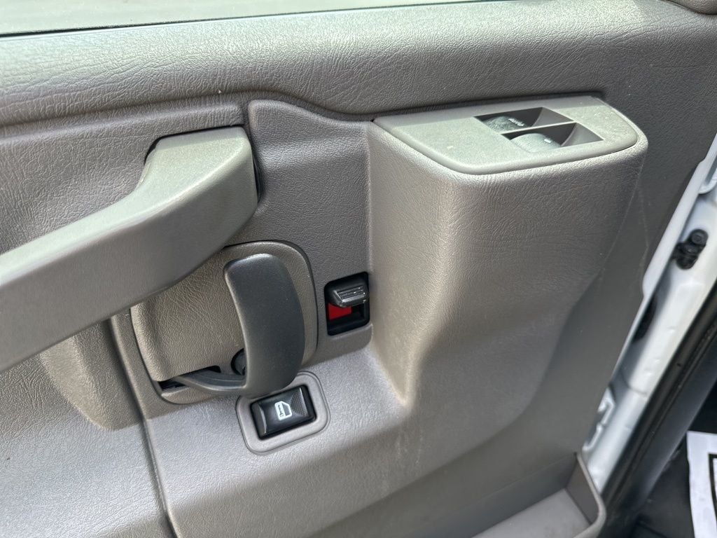 2021 Chevrolet Express 2500 Work Van Cargo