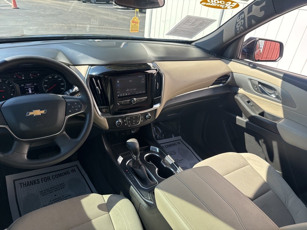 2022 Chevrolet Traverse LS